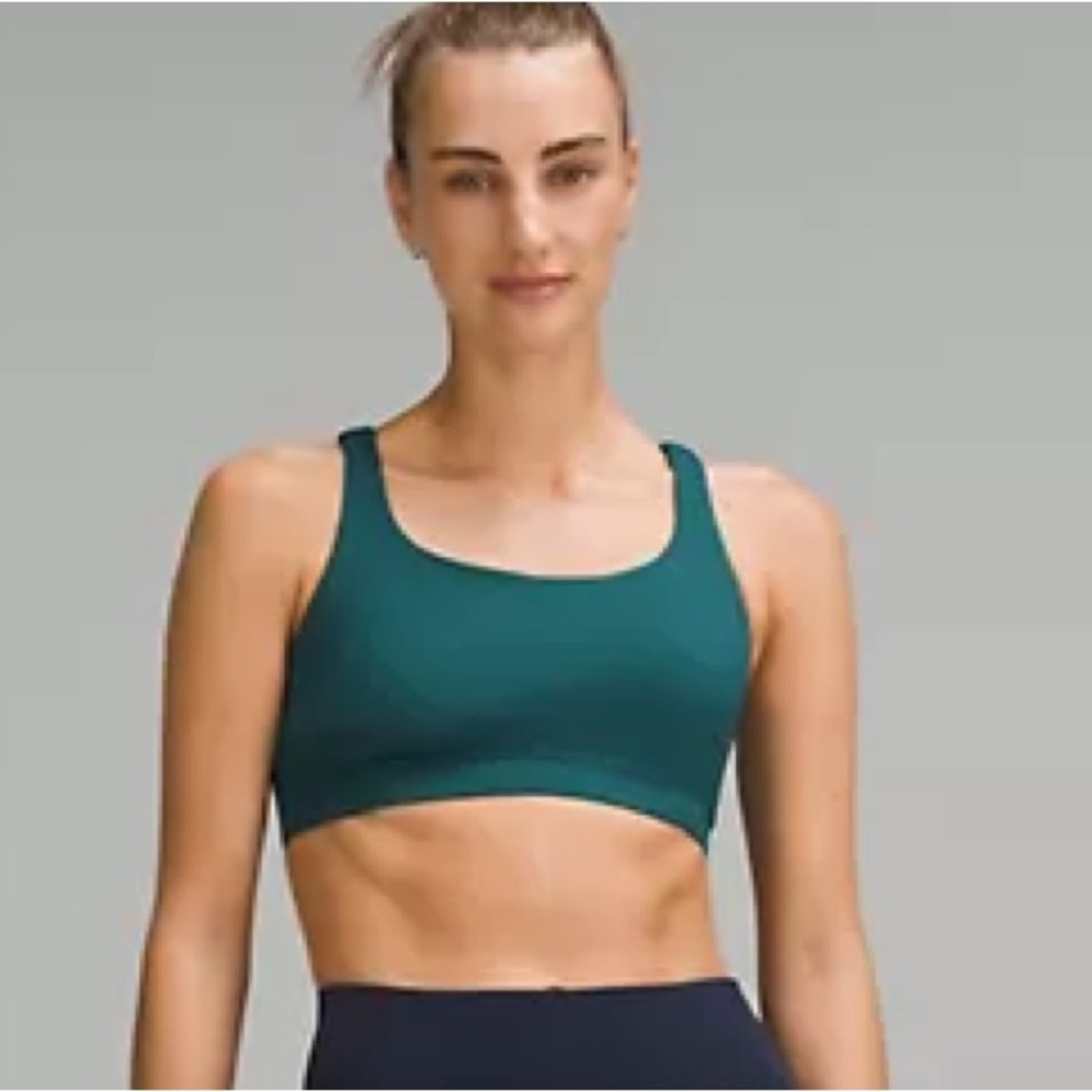 lululemon Energy Bra *Medium Support, B–D Cups
ColourStorm Teal Size8